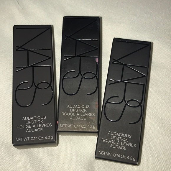 ALL THREE - NARS Audacious Lipstick - Picture 1 of 5